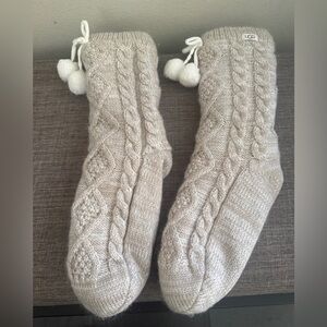 Women's Ugg Pom Pom Tan Fleece Lined Crew Socks Shoe  Size 5-10